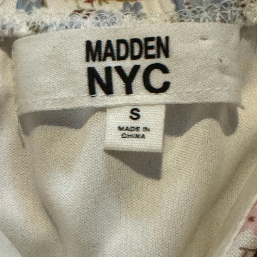 Madden NYC Ruched Mini Dress Floral Small EUC - Picture 8 of 8